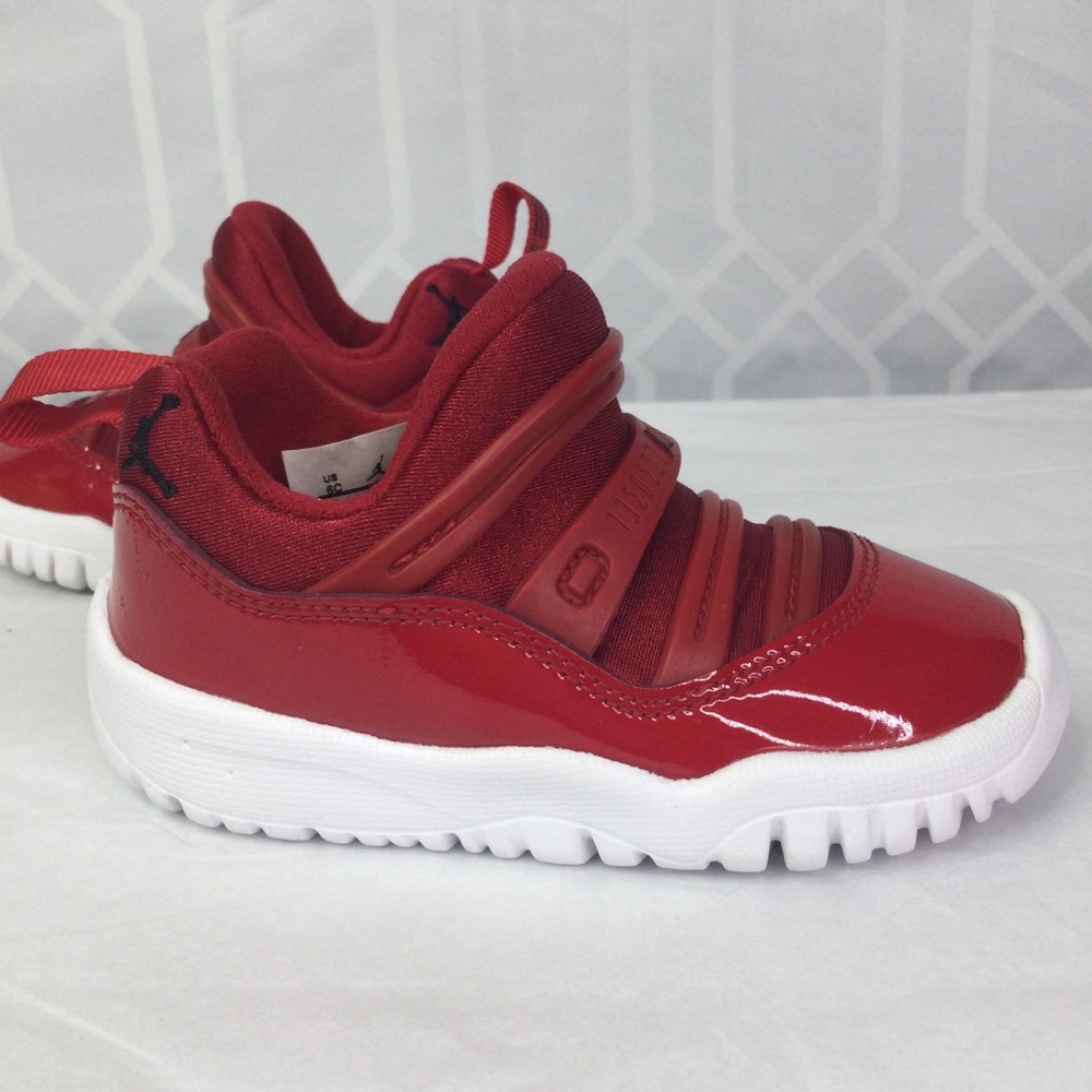 Nike Air Jordan 11 Retro Little Flex Gym Red Toddler Sneakers Size 6C